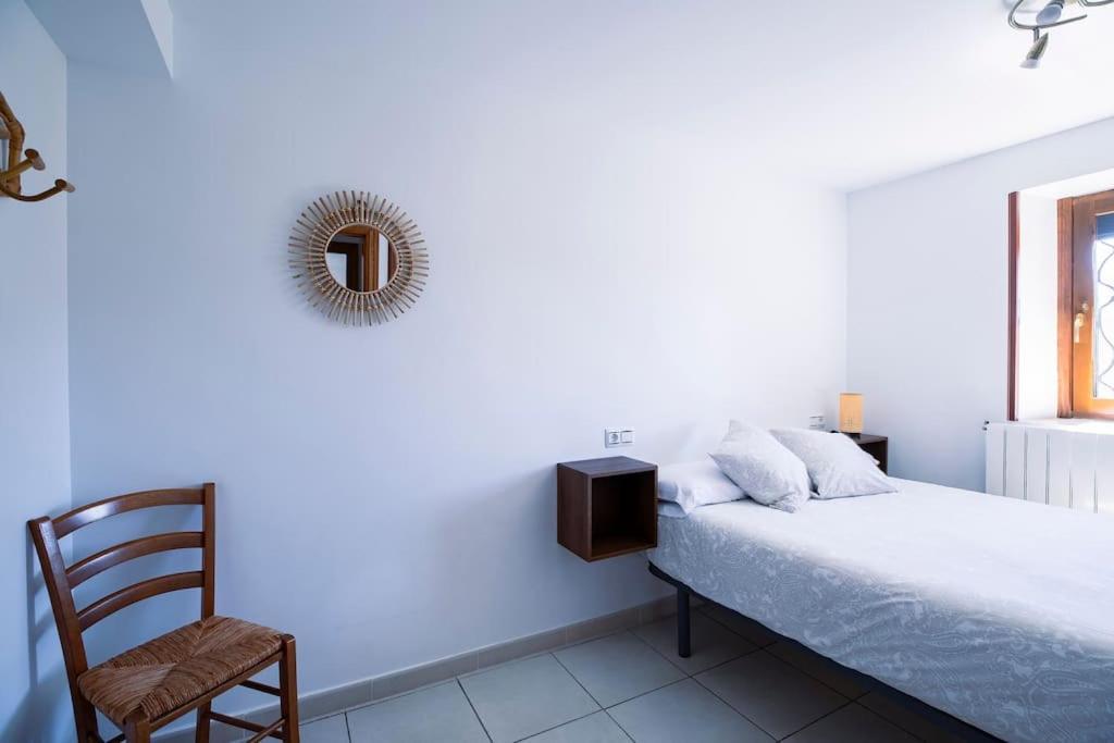 Casa Feli - Apartamento Con Jardin Privado En Los Pirineos カスティエジョ・デ・ハカ エクステリア 写真