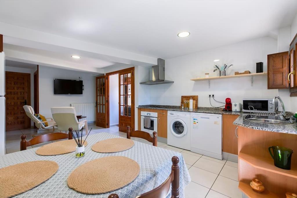 Casa Feli - Apartamento Con Jardin Privado En Los Pirineos カスティエジョ・デ・ハカ エクステリア 写真
